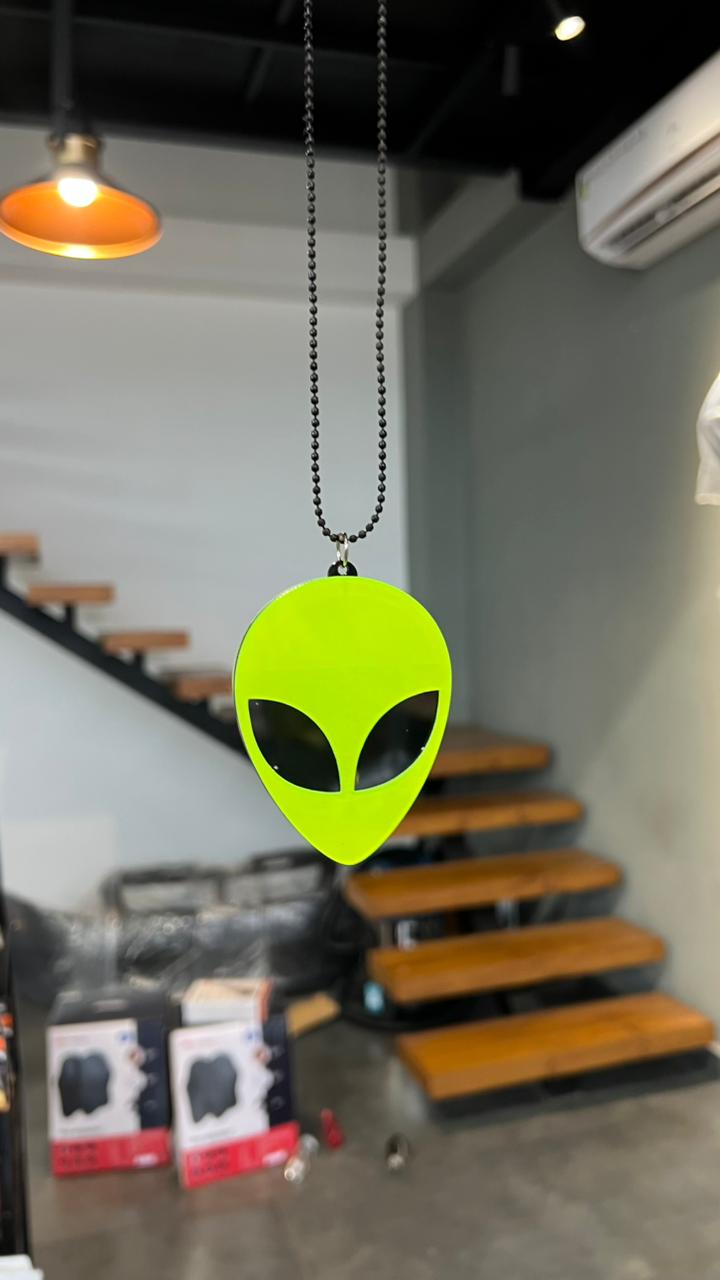 Alien 3D car hanging